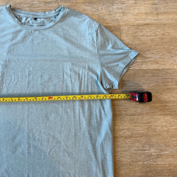 Alphalete Men’s Tee - Medium - Picture 5 of 5